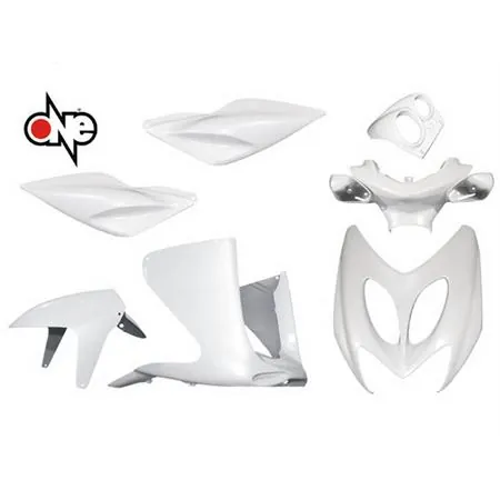 Kit carene 7 pezzi One Italia di colore bianco metallizzato per scooter Mbk Nitro e Yamaha Aerox 50 prodotti fino al 2012, ricambio 77366789