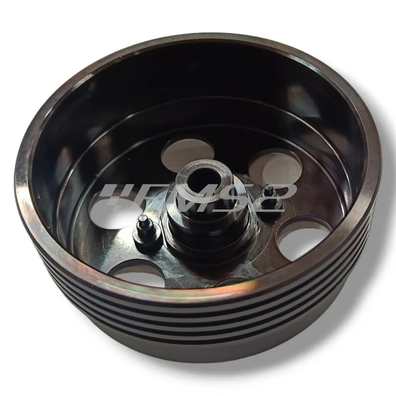 Campana frizione Polini in acciaio con sistema di rigatura per dissipare meglio il calore sui ciclomotori Piaggio Ciao, Si, Bravo, Grillo, Boxer, SuperBravo, Cba ricambio 250042