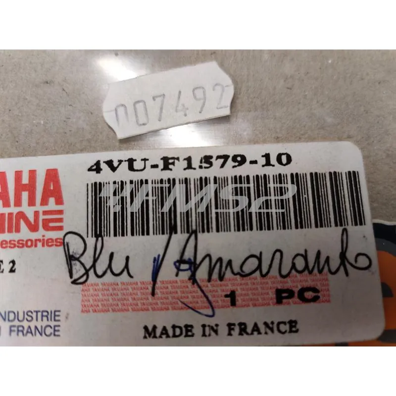 Adesivo originale Yamaha per carena posteriore Mbk Booster Spirit prodotti dal 1996 fino al 1998 di colore blu e amaranto metallizzato, ricambio 4VUF15791000