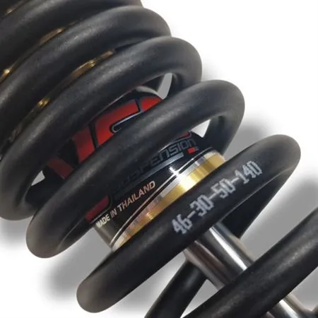 Mono ammortizzatore posteriore YSS con interasse da 250 mm modello OE302-250T-01AL-38 di colore nero, oro e alluminio e regolabile con ghiera filettata, ricambio YSOE25001