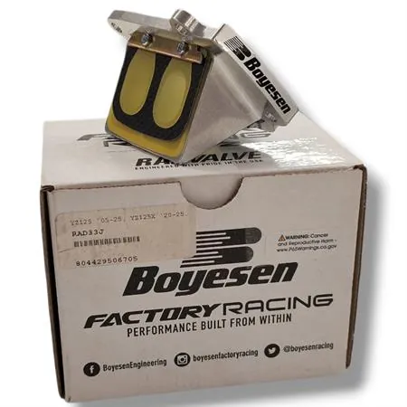 Pacco lamellare BOYESEN specifico per Yamaha YZ 125 2005-2026, YZ 125 X 2020-21 e Fantic XE/XX 125 2021, ricambio BOYRAD-33J